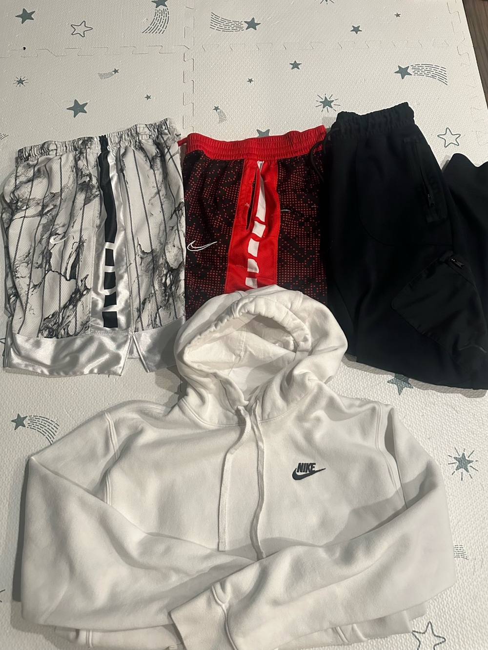 Nike & Jordan Shorts, Pant & Hoodie BUNDLE with FREE H&M SHIRT